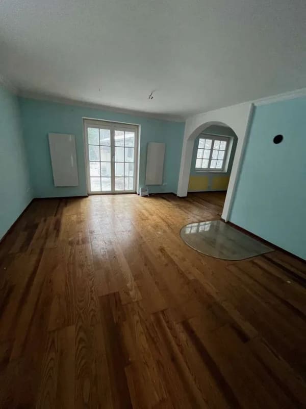 Immobilie in Kirchseeon - teilweise ren.bed. 7 Zimmer EFH auf großem Grundstück, Erweiterung oder Neubau möglich,//provisionsf - Bild 2