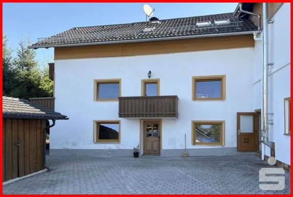 Immobilie in Arnbruck - Einfamilienhaus mit Nebengebäuden in Arnbruck - Bild 0