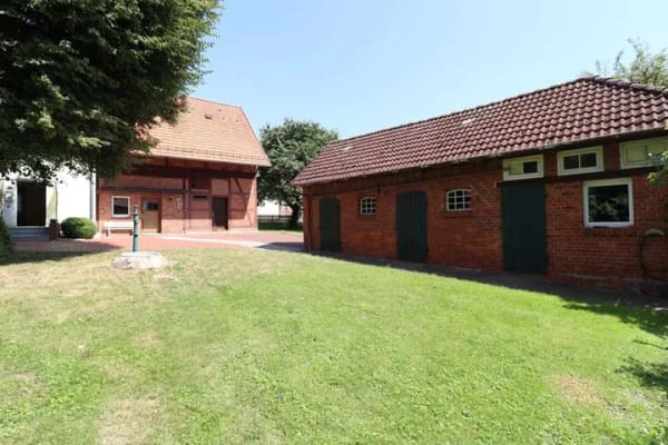 Immobilie in Sibbesse - Charmantes Einfamilienhaus mit Geschichte und Ausbaupotenzial - Bild 3