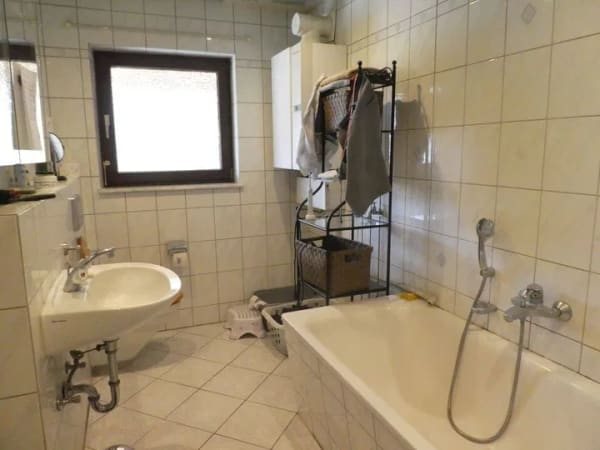 Immobilie in Waldems - Kernsaniertes Einfamilienhaus mit traumhaftem Ausblick in ruhiger Lage! - Bild 4