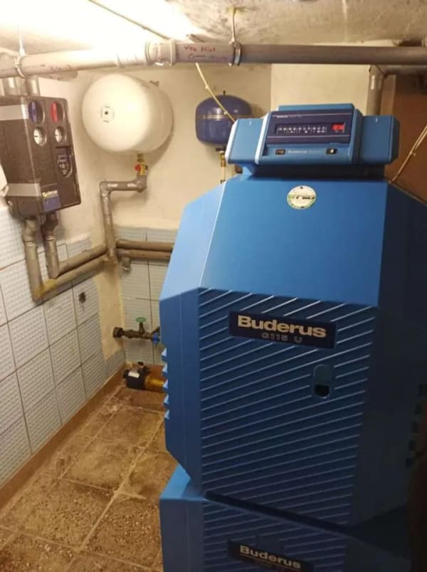 Immobilie in Blankenhain - Provisionsfrei* Doppelhaushälfte in ruhiger Randlage mit Garten & Carport - 90.000 € VB - Bild 1