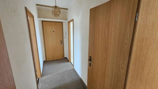 Immobilie in Geithain - Zuhause mit Balkon & Stellplatz - Bild 3