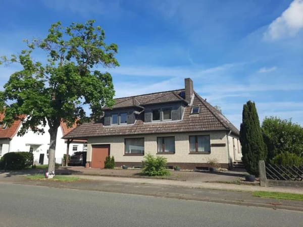 Immobilie in Munster - Wohnhaus mit Einliegeroption/ Mehrgeneration auf großzügigem Grundstück - provisionsfrei - Bild 1