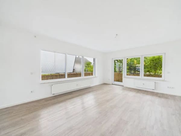 Immobilie in Künzell - Großzügige Erdgeschosswohnung mit Garage und eigenem Gartenbereich - Bild 0