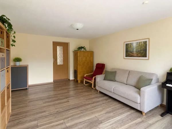Immobilie in Neuhausen/Spree - Historischer Charme trifft großzügige Möglichkeiten – Einfamilienhaus mit Scheune, weitläufigem Gart - Bild 4