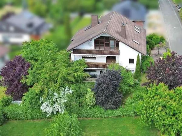 Immobilie in Lahntal - Freiraum und Privatsphäre mit fantastischem Ausblick! - Bild 2