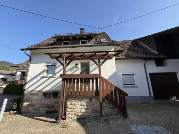 Immobilie in Gaggenau - Ihr Sanierungsprojekt mit Zukunft – Einfamilienhaus in ruhiger Lage - Bild 1
