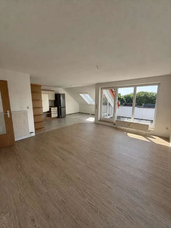 Immobilie in Obersulm - Attraktive 2,5-Zimmer-Wohnung mit Garage+Stellplatz & ausbaufähigem DG zu verkaufen! - Bild 0