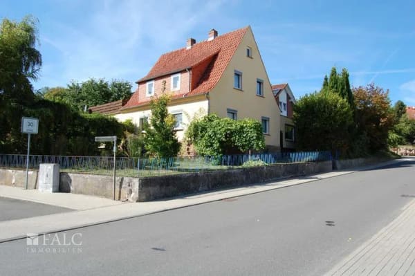 Immobilie in Waldeck - +++Großes Einfamilienhaus mit schönem Garten in Waldeck+++ - Bild 1