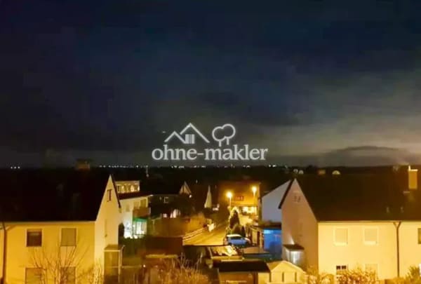 Immobilie in Dormitz - Traumhafte 4-Zimmer-Dachgeschosswohnung mit Panoramablick, Klimaanlage und Carport - Bild 3