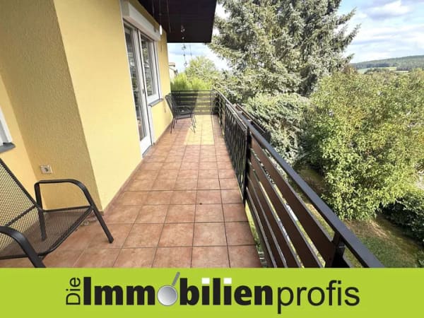 Immobilie in Arzberg - 1-2 Familienhaus im Bauhausstil in bester Lage von Arzberg - Bild 0