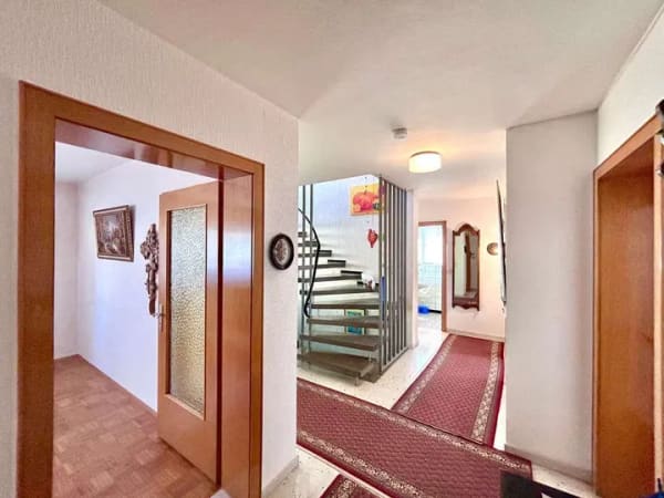 Immobilie in Wiesloch - Viel Platz und viele Möglichkeiten – Ein-/Zweifamilienhaus auf ca. 700 m² Grundstück - Bild 2