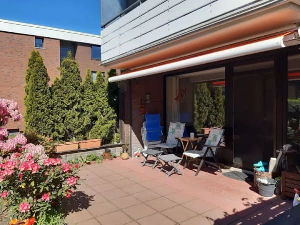Immobilie in Oststeinbek - Geräumige 4,5 Zimmer-Wohnung mit Terrasse - Bild 0
