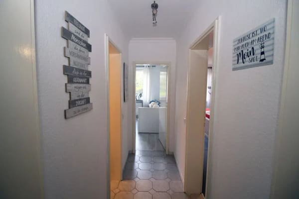 Immobilie in Oststeinbek - Geräumige 4,5 Zimmer-Wohnung mit Terrasse - Bild 2
