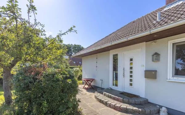 Immobilie in Emkendorf - Idyllisches Zuhause mit Garten und Terrasse in Emkendorf - Bild 1