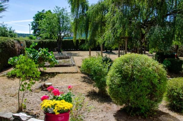 Immobilie in Schnaittenbach - Wohnen mit viel Freiraum: Großzügiges Wohnhaus auf 1.313 m² Grundstück mit weitläufigem Garten - Bild 3