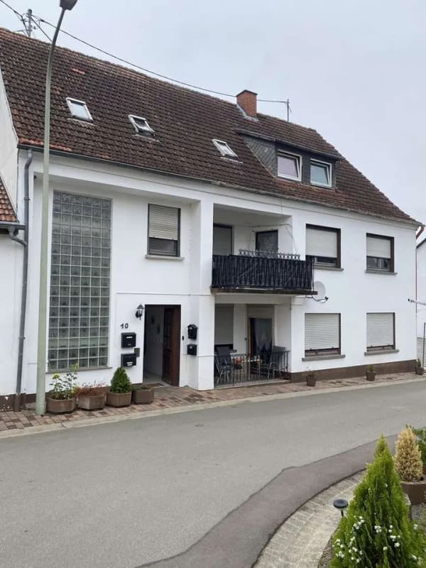 Immobilie in Ulmet - Dreifamilienhaus in ruhiger Seitenstraße - Bild 0