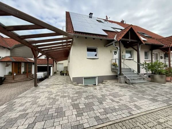 Immobilie in Rülzheim - Gepflegte Doppelhaushälfte mit viel Platz in Rülzheim - Bild 1