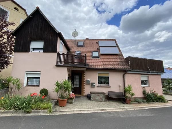 Immobilie in Münchsteinach - Einfamilienhaus freistehend in Münchsteinach - Bild 0