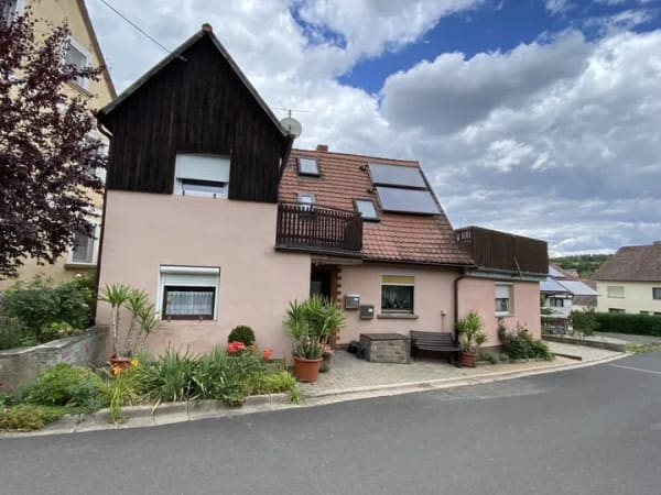 Immobilie in Münchsteinach - Einfamilienhaus freistehend in Münchsteinach - Bild 1