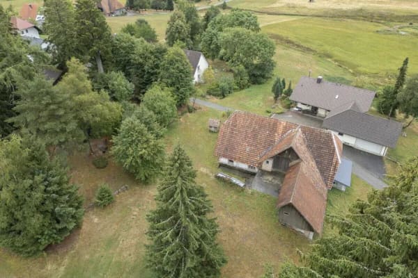 Immobilie in Herrischried - Sonniges Haus für die ganze Familie - enorm großes Grundstück - hier fängt Wohnen richtig an! - Bild 2