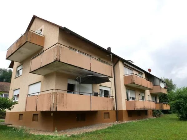 Immobilie in Murrhardt - Geräumige und helle Wohnung mit zwei Balkonen in guter Wohnlage! - Bild 3