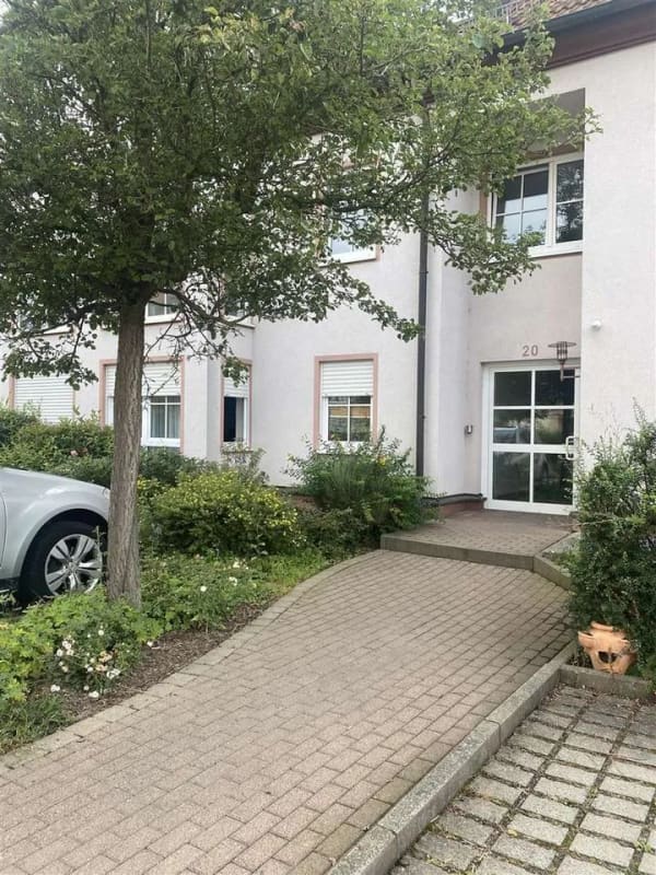 Immobilie in Zell am Main - vermietete 2-Zimmer-Wohnung in Zell mit Balkon und Kfz-Stellplatz - Bild 0