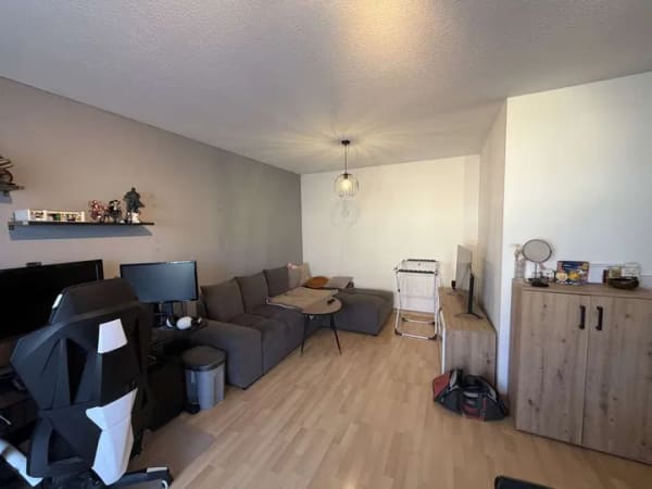 Immobilie in Zell am Main - vermietete 2-Zimmer-Wohnung in Zell mit Balkon und Kfz-Stellplatz - Bild 1