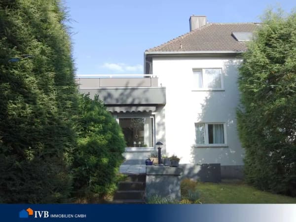 Immobilie in Herford - Großzügiges Reihenendhaus in ruhiger, jedoch zentraler Lage der Hansestadt Herford! - Bild 0