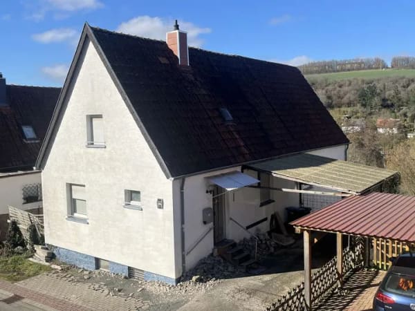 Immobilie in Kusel - Einfamilienhaus mit Einliegerwohnung in Stadtrandlage🏡 - Bild 1