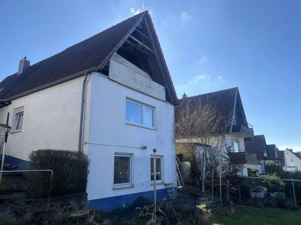 Immobilie in Kusel - Einfamilienhaus mit Einliegerwohnung in Stadtrandlage🏡 - Bild 2