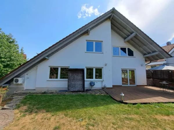 Immobilie in Sternenfels - Sonniges, großzügiges Zweifamilienhaus mit Einliegerwohnung in wundervoll ruhiger Wohnlage - Bild 2