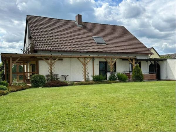 Immobilie in Dürrwangen - Viel Platz für die ganze Familie - Haus mit großem Grundstück - Bild 1