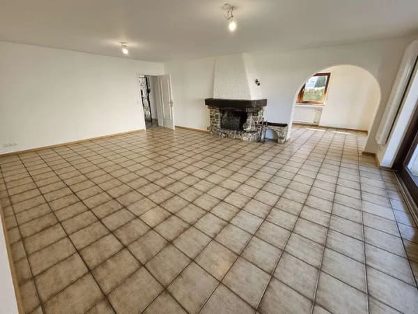 Immobilie in Riedering - Optional mit zusätzl. Baugrundstück! Freies, hochw. modernis. EFH in zentraler Lage von Riedering!  - Bild 1