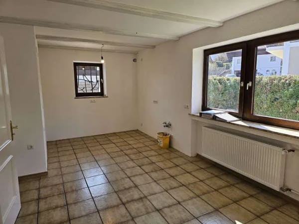 Immobilie in Riedering - Optional mit zusätzl. Baugrundstück! Freies, hochw. modernis. EFH in zentraler Lage von Riedering!  - Bild 4