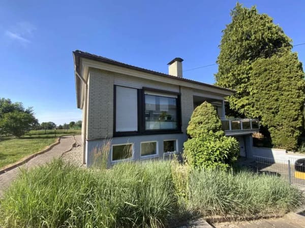 Immobilie in Egg an der Günz - Großzügiger Bungalow mit Blick ins Grüne! - Bild 1