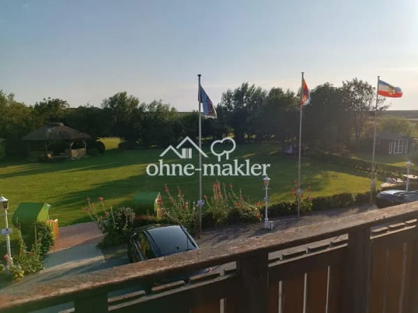 Immobilie in Pellworm - Haus kaufen – Hotel inklusive! 140 m² Wohnung + Hotel + 8.907 m² Grundstück - Bild 3