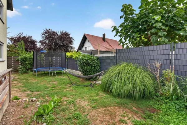 Immobilie in Weißenhorn - Zentral gelegenes Einfamilienhaus mit schönem Garten und Doppelgarage - Bild 3