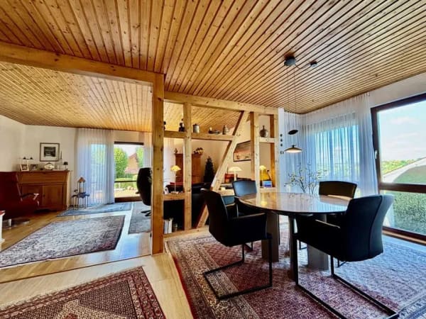 Immobilie in Schwenningen - Ein Zuhause zum Wohlfühlen - gepflegtes EFH mit großem Garten in Schwenningen  - Bild 2