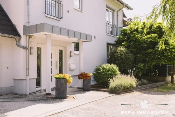 Immobilie in Mespelbrunn - BERK Immobilien - Großzügiges Einfamilienhaus mit Wintergarten, Weitblick und vielseitigem Raumangebot - Bild 3
