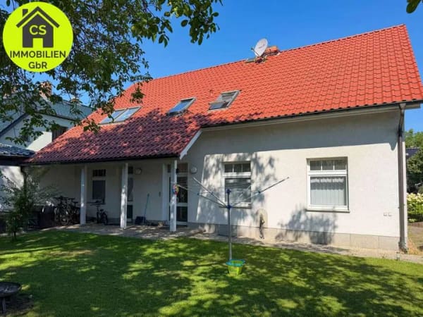 Immobilie in Crinitz - Einfamilienhaus mit vielen Möglichkeiten! Wohnen und Gewerbe unter einem Dach! - Bild 0