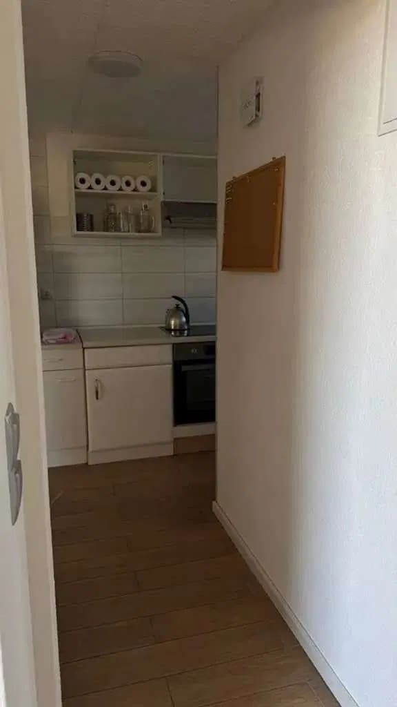 Immobilie in Karlsbad - Gepflegte 2-Zimmer-Wohnung mit eigenem Eingang, Garage und Stellplatz in Karlsbad-Ittersbach - Bild 2