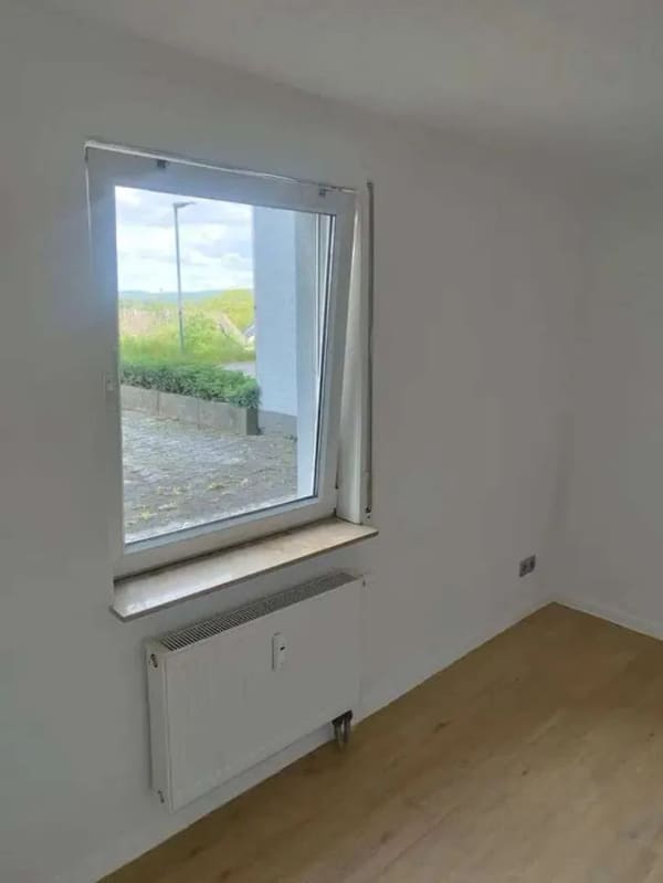 Immobilie in Karlsbad - Gepflegte 2-Zimmer-Wohnung mit eigenem Eingang, Garage und Stellplatz in Karlsbad-Ittersbach - Bild 4