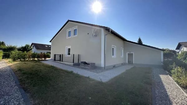 Immobilie in Burgkirchen an der Alz - … AIGNER - anspruchsvoll, stylisches Anwesen für zwei Generationen in bevorzugter Randlage ... - Bild 4