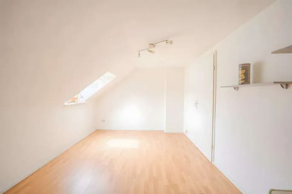 Immobilie in Stralsund - Vermietete Dachgeschosswohnung im Speckgürtel der historischen Altstadt Stralsund - Bild 4