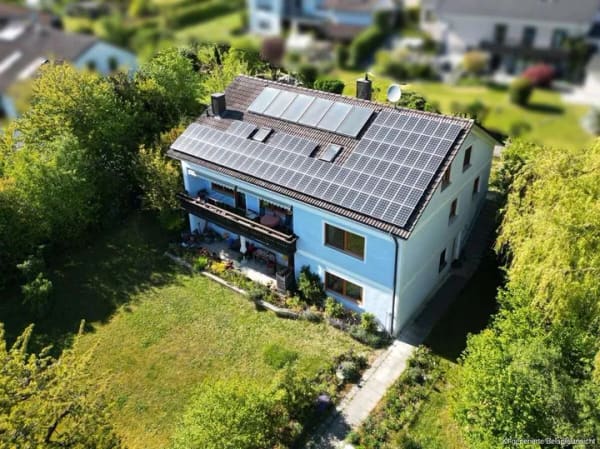 Immobilie in Pettendorf - |Freiraum und Natur!|

Wohnhaus mit großem Grundstück und PV-Anlage - Bild 2