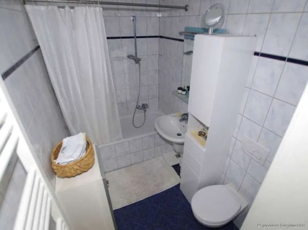 Immobilie in Pettendorf - |Freiraum und Natur!|

Wohnhaus mit großem Grundstück und PV-Anlage - Bild 4