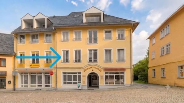 Immobilie in Bad Lobenstein - Raumwunder mit Aufzug: Großzügiges, barrierefreies Wohnen in Bad Lobenstein (Umnutzung möglich)! - Bild 0