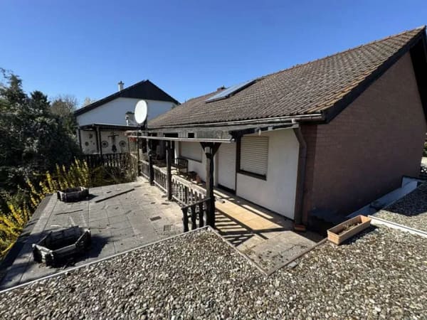Immobilie in Ober-Olm - Grosszügiges Einfamilienhaus in bester Wohnlage von Ober-Olm - Bild 0