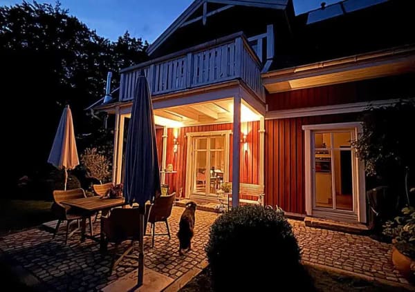 Immobilie in Kuddewörde - Original Eksjöhus-Schwedenhaus mit Kachelofen - Bild 3